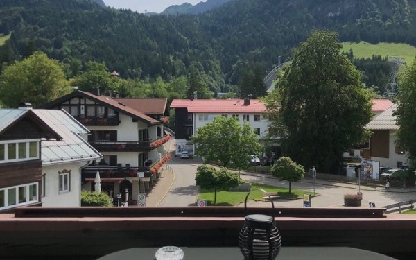 Ferienwohnung Catarina — 2. Stock, Ostbalkon mit Bergblick